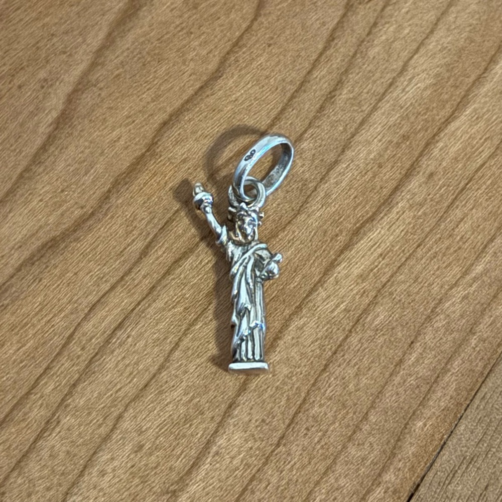 Links of London 925 Statue of Liberty Charm